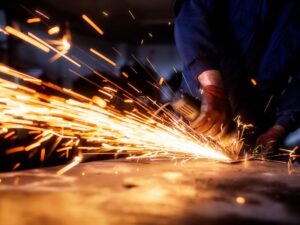 obróbka metalu prawo