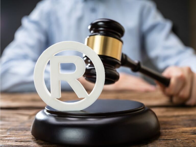 Prawne regulacje reklamy zewnętrznej – co warto wiedzieć?